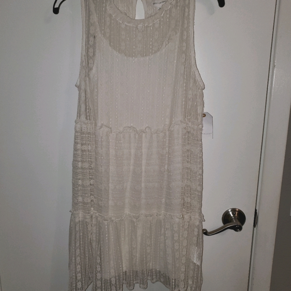 White lace dress